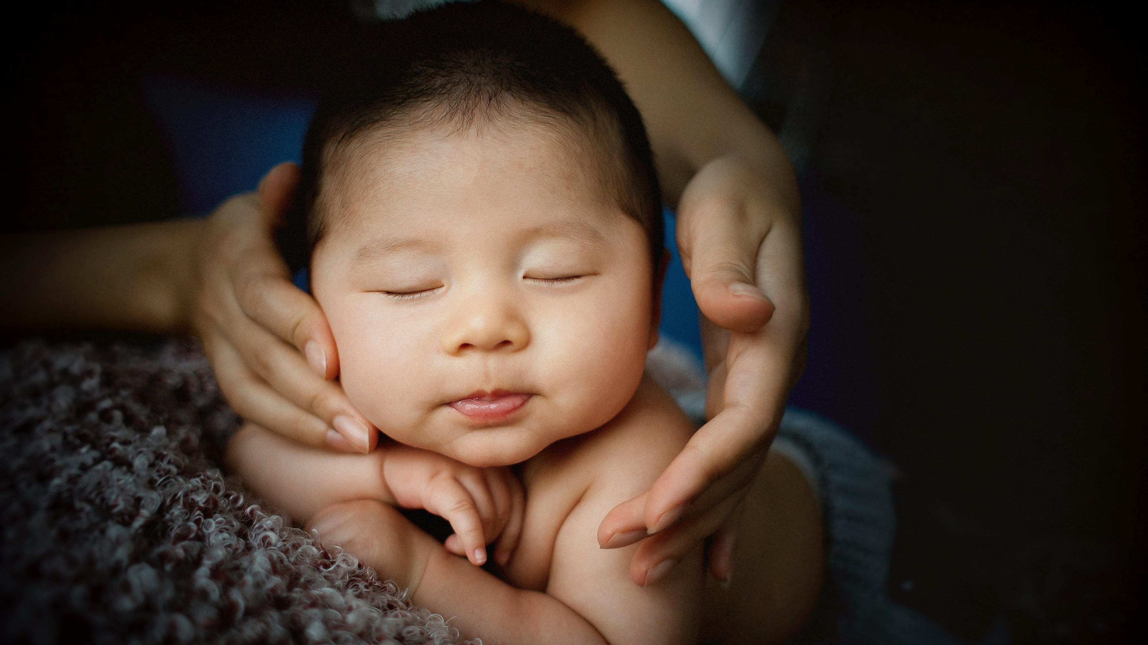 郑州捐卵代怀捐卵女孩孕早期孕酮低的表现